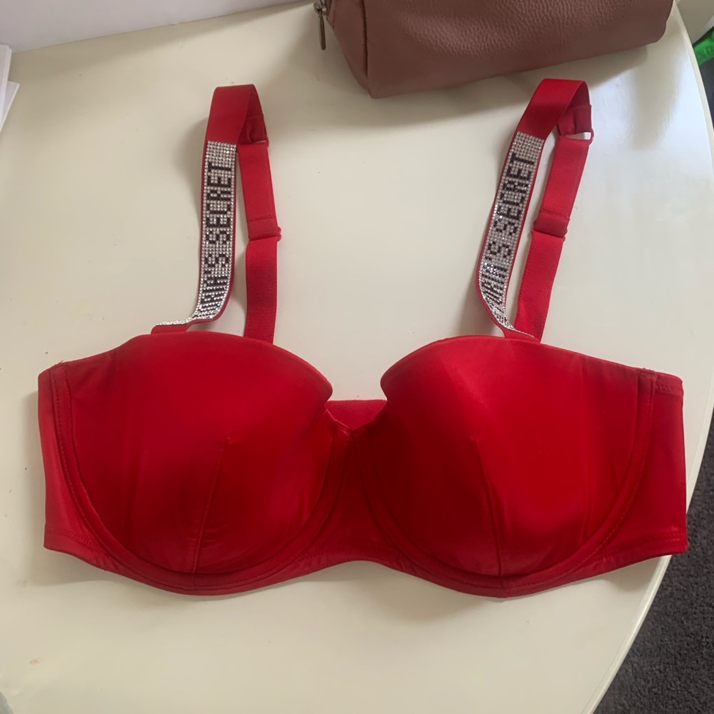 Brand new Victoria’s Secret bra!